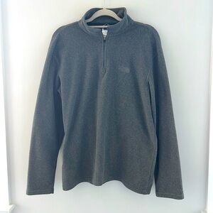 Men’s The North Face brand 1/4 pullover size L